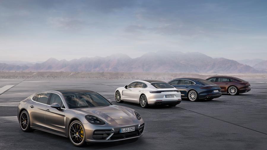  Porsche Panamera 4 Executive 2016 года  (фото 3 из 3)